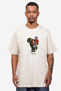 Camiseta Chronic basica 4393 bege off nustre, frente estampa silk urbana - Streetwear