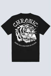 Camiseta Chronic oversized 4288 preta, costas estampa silk urbana - Streetwear