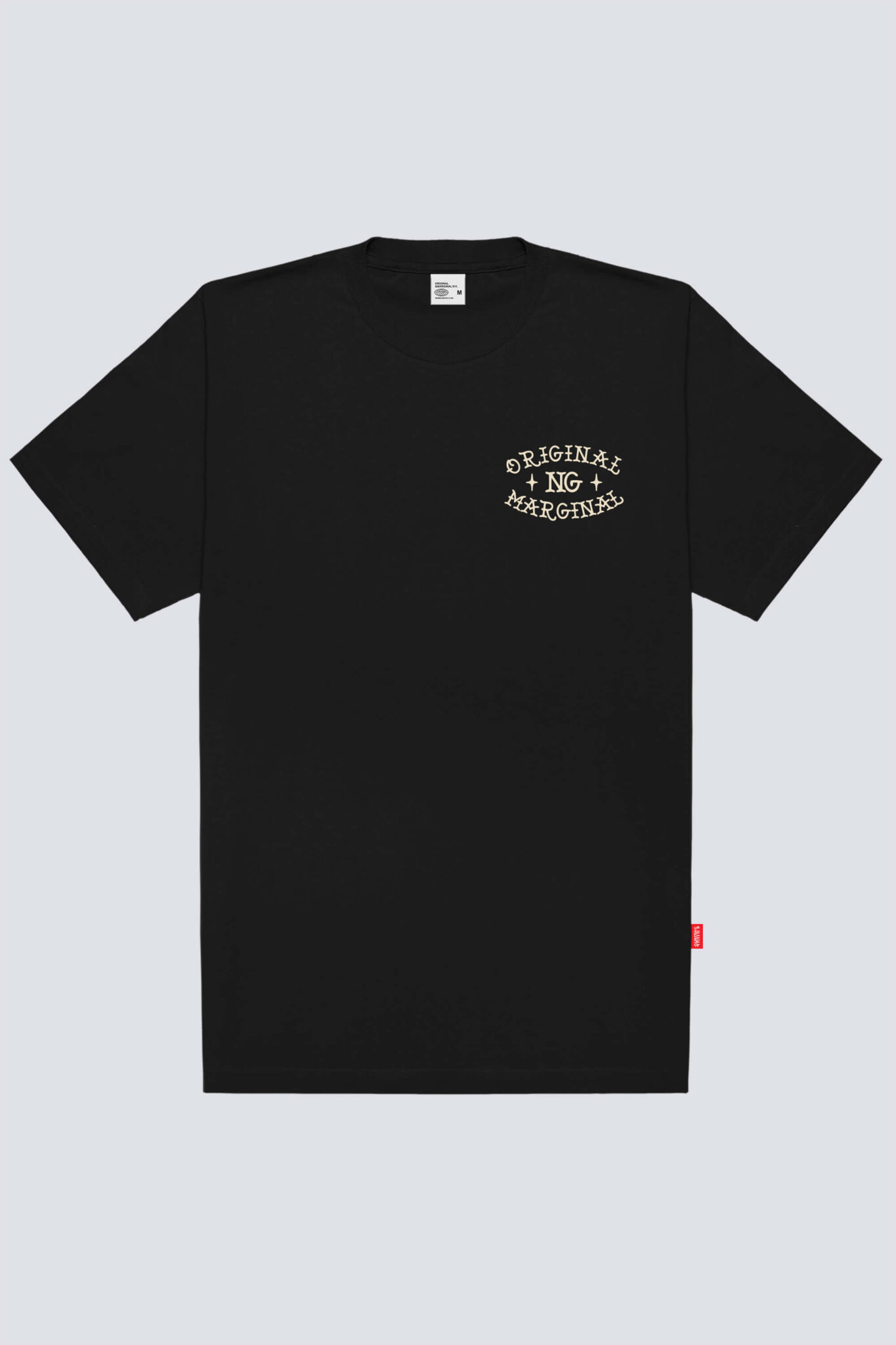 Camiseta básica Chronic modelo 4520 na cor preto reativo, com estampa pequena no lado esquerdo do peito.